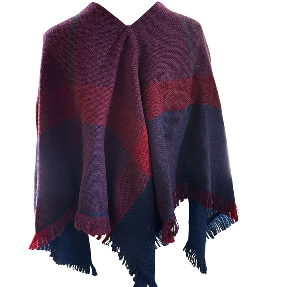Churchill Handwoven Wool Poncho | Vintage | EUC - Picture 7 of 11